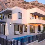 Villa Modern Luxury Retreat - Neroli Makarska