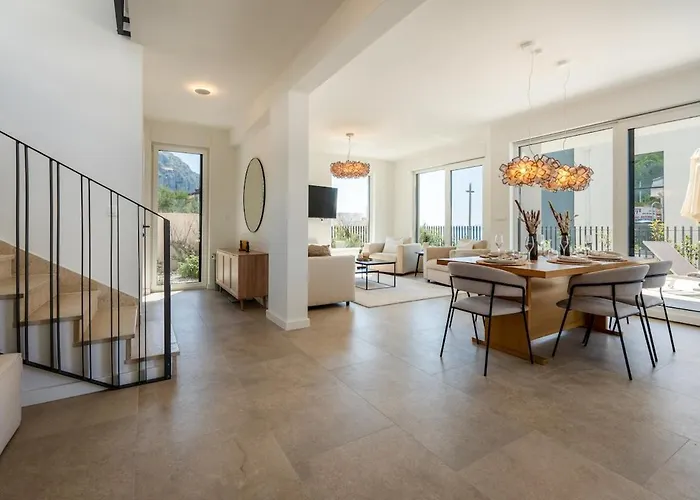 Modern Luxury Retreat - Neroli Makarska